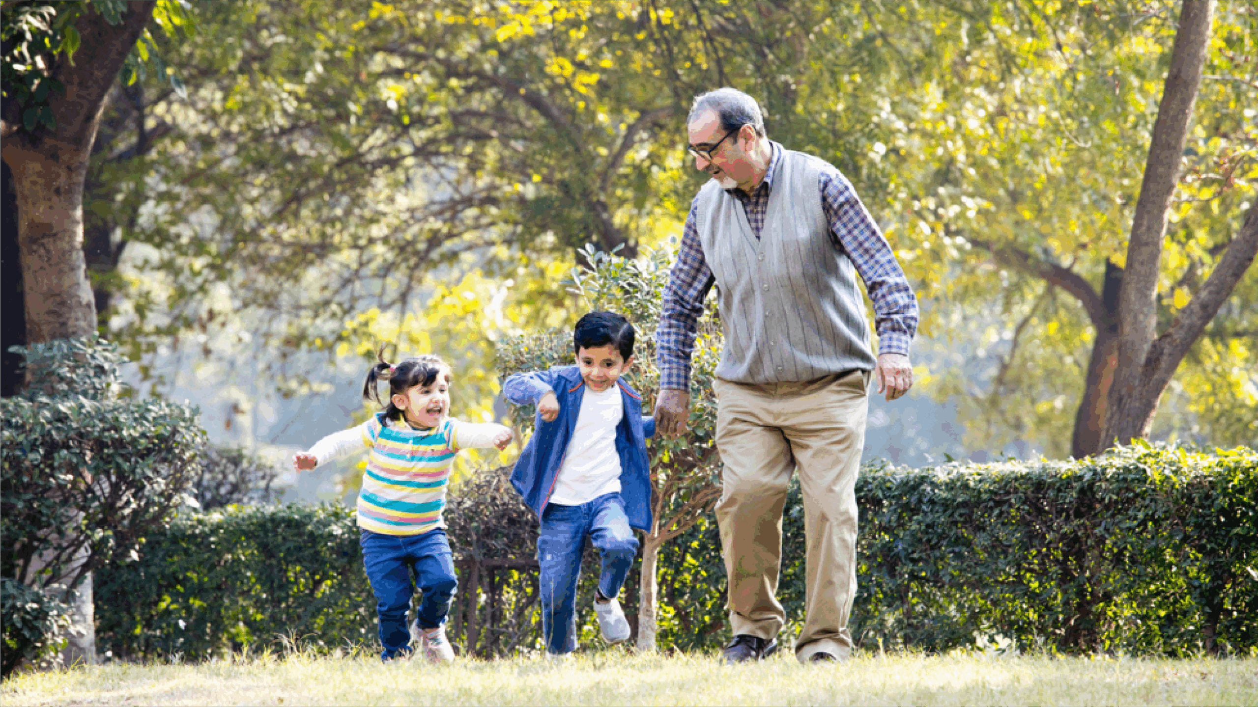 Nivaan-care-solve-lower-back-pain-problems-elders-old-age