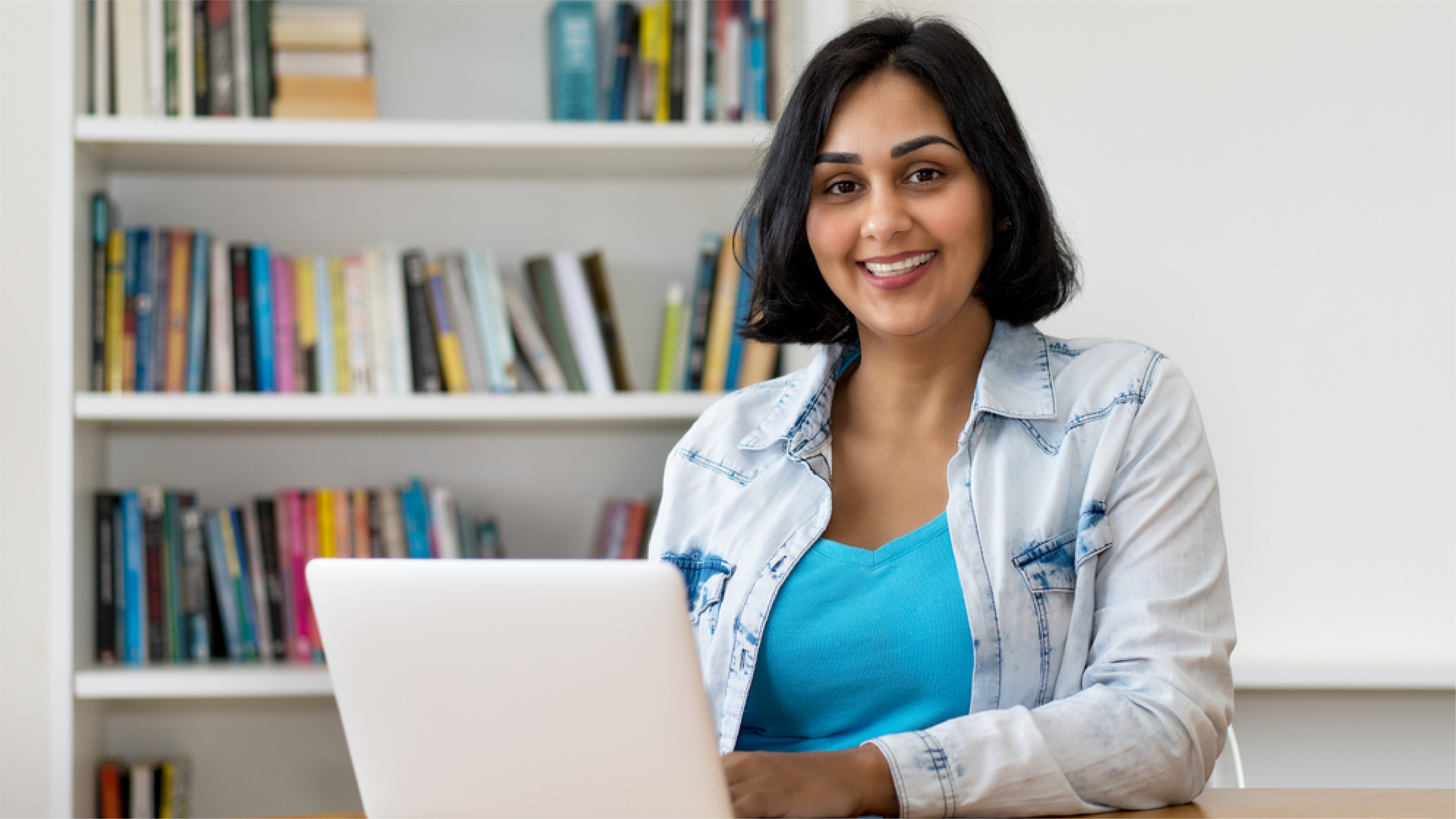 Nivaan-care-solve-lower-back-pain-problems-woman